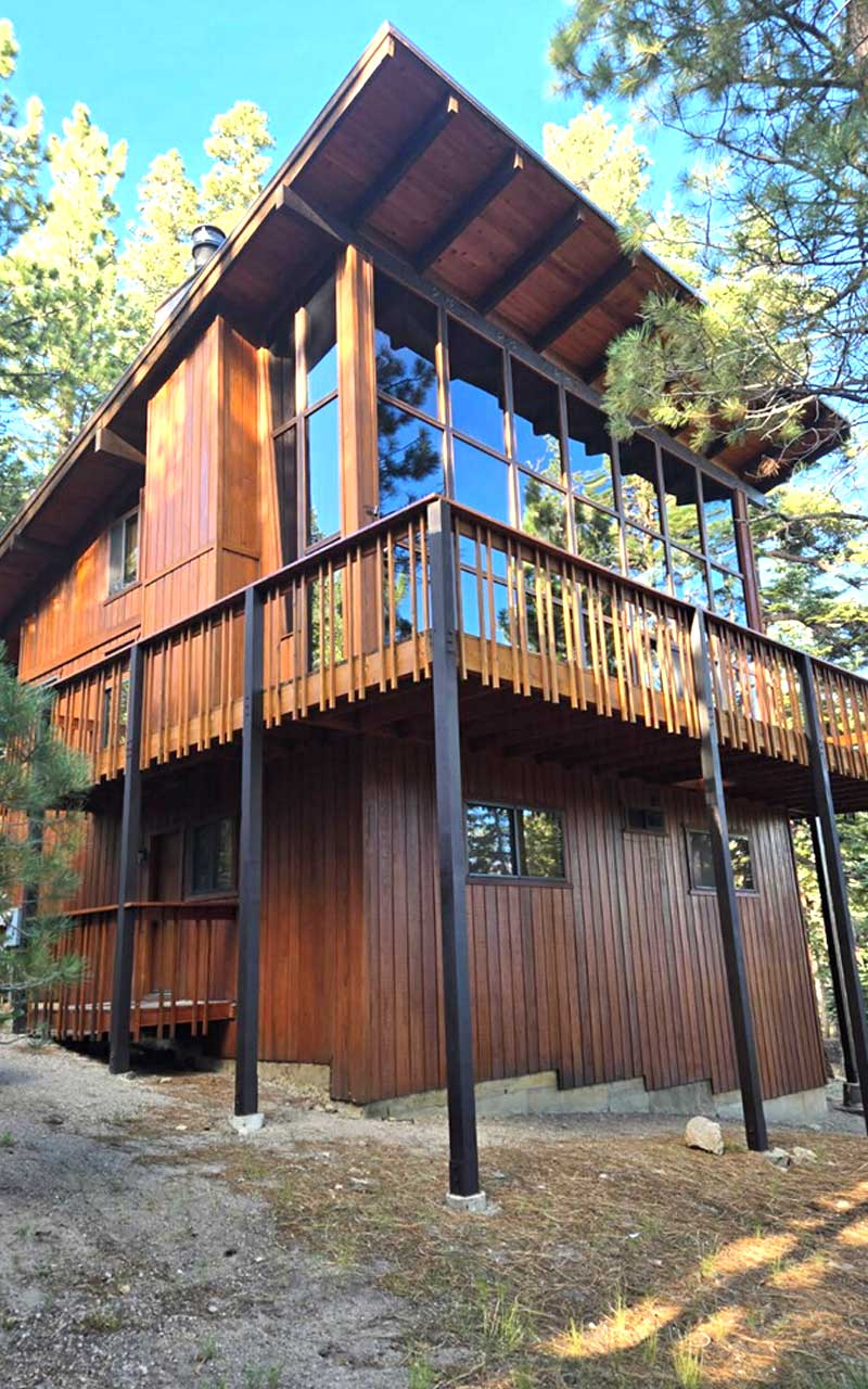 Cabin exterior stain painting